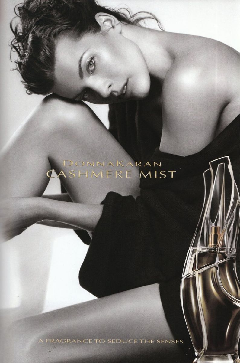 Reklama perfum Donna Karan Cashmere Mist